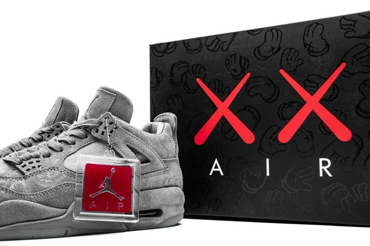 930155-003 Air  4 Kaws Retro Jordan 1011